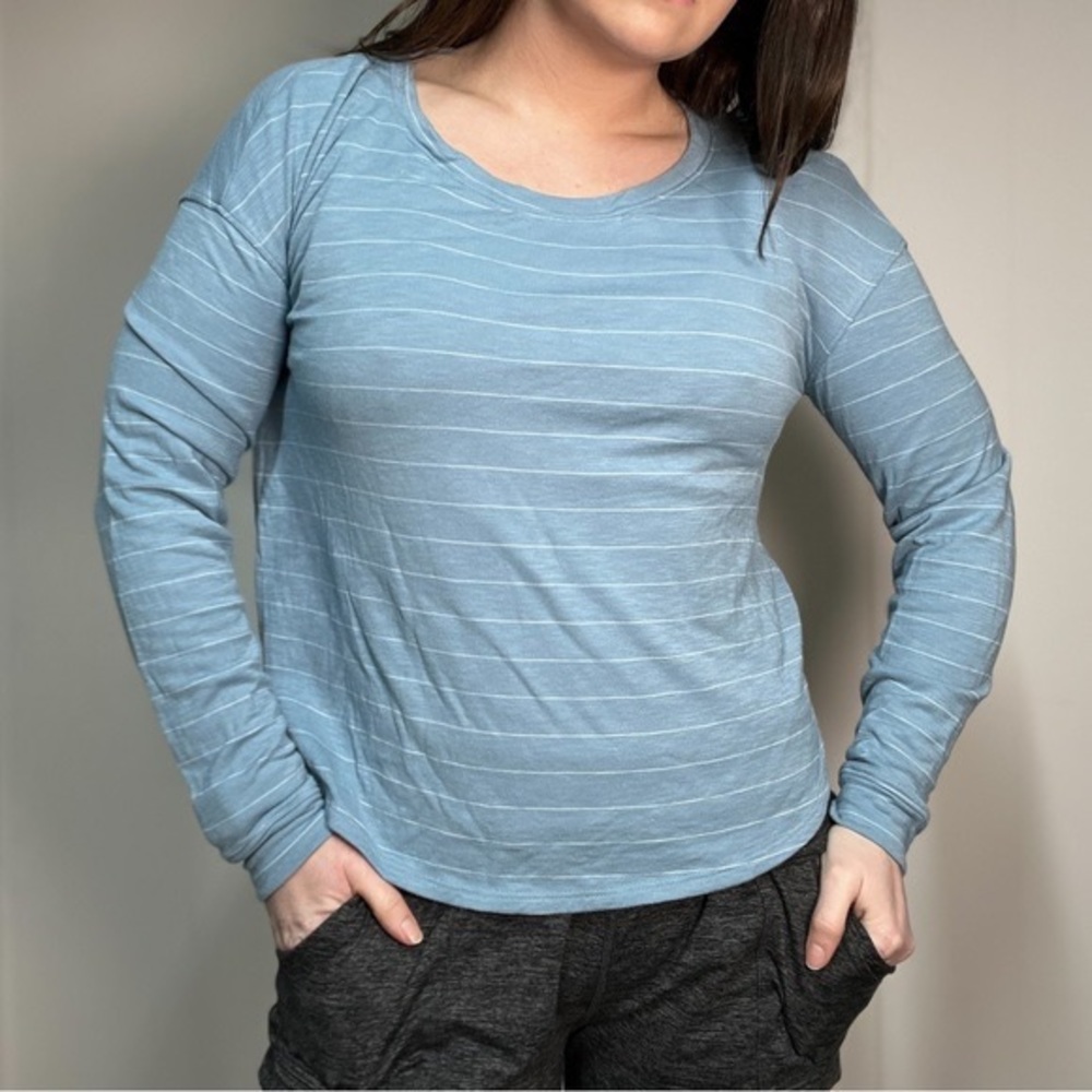Marine Layer XL blue stripped long sleeve